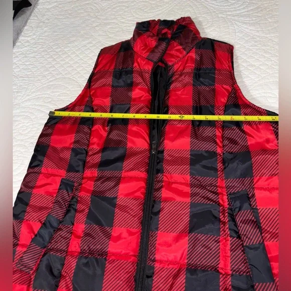 Puffer Vest Bundle - Lands End and New Direction - Picture 9 of 12